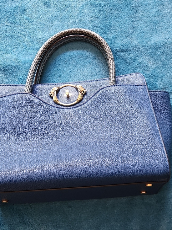 Roberto Cavalli Handbags - Vintage Roberto Cavalli Mainline Lion Head Turn-Lock Satchel With Cobra Details